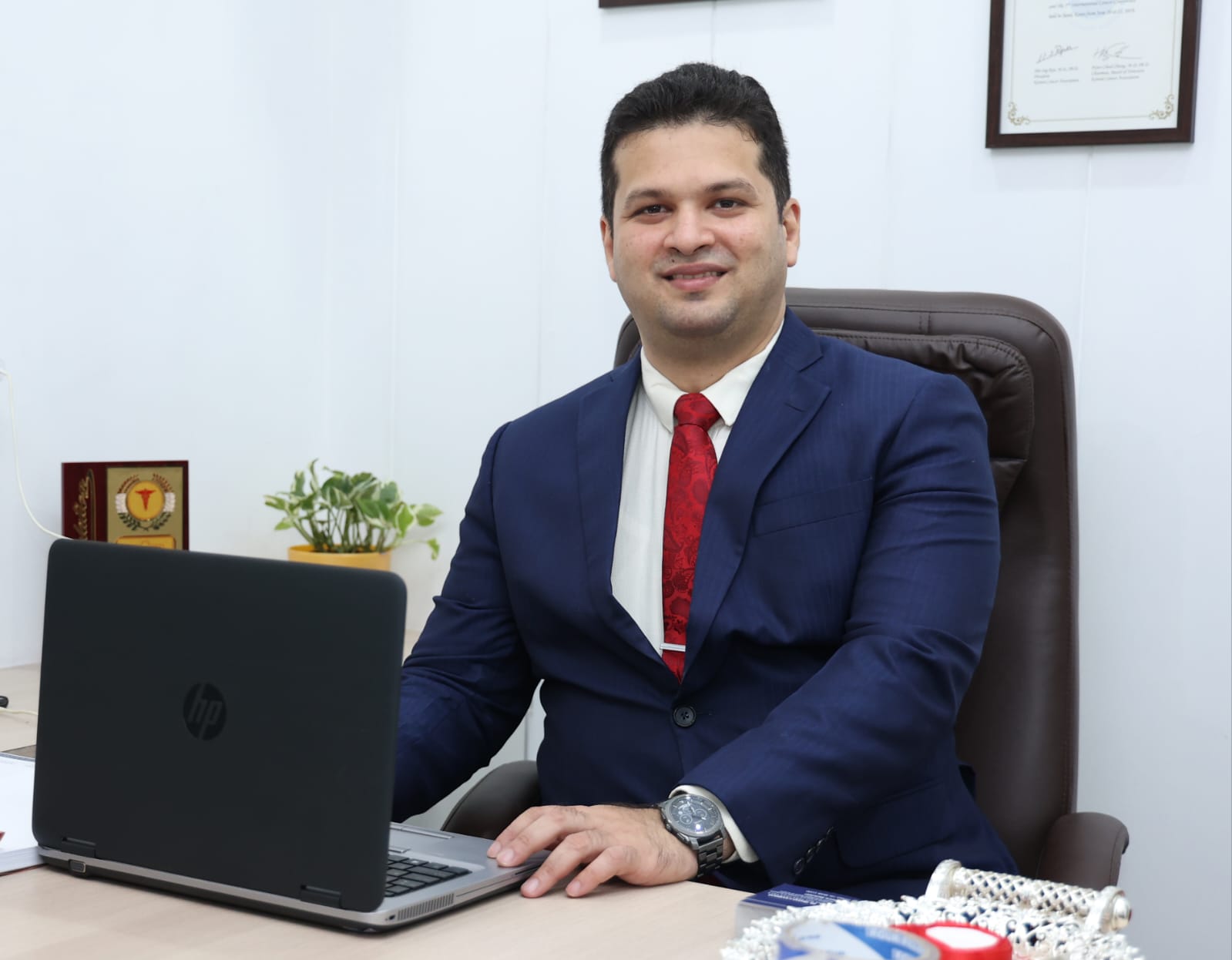 Leading Cancer Surgeon -Dr Prasad Kasbekar